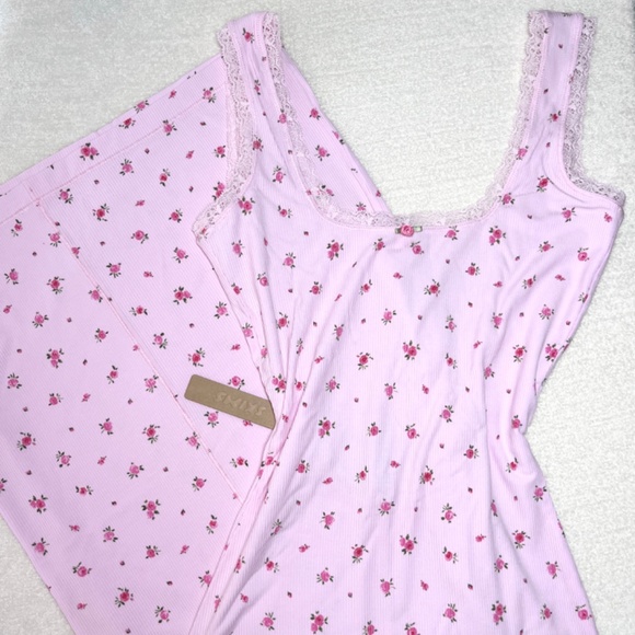 Skims Rose Print Dress - Picture 2 of 2